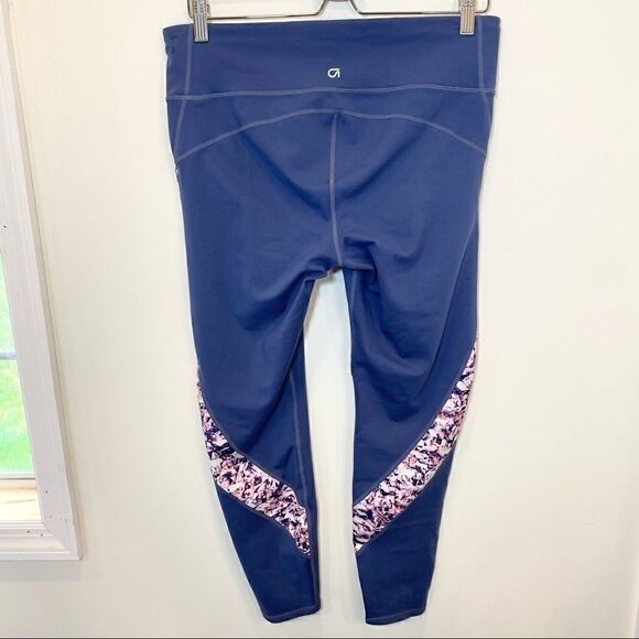 GapFit blackout technology color block leggings - Picture 4 of 7